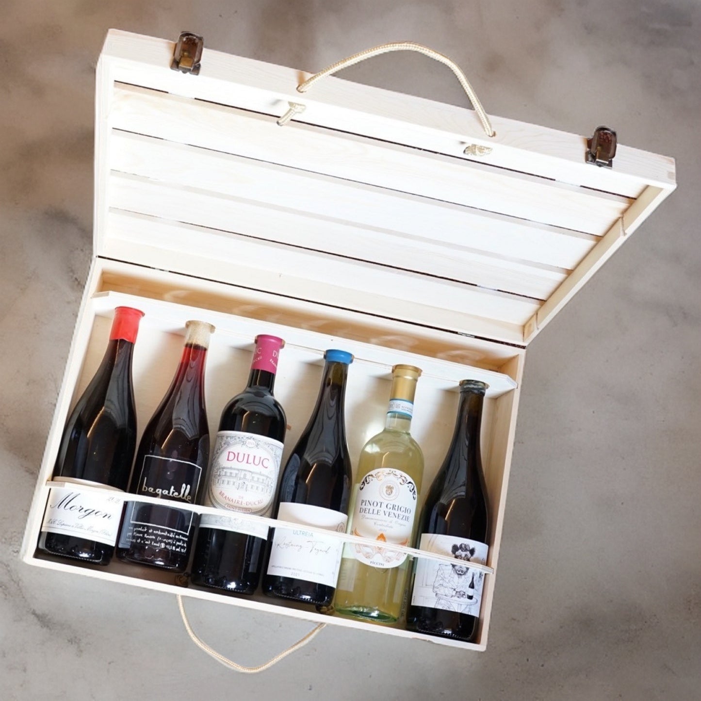 Branded Wooden Wine Suitcase 6 bottles