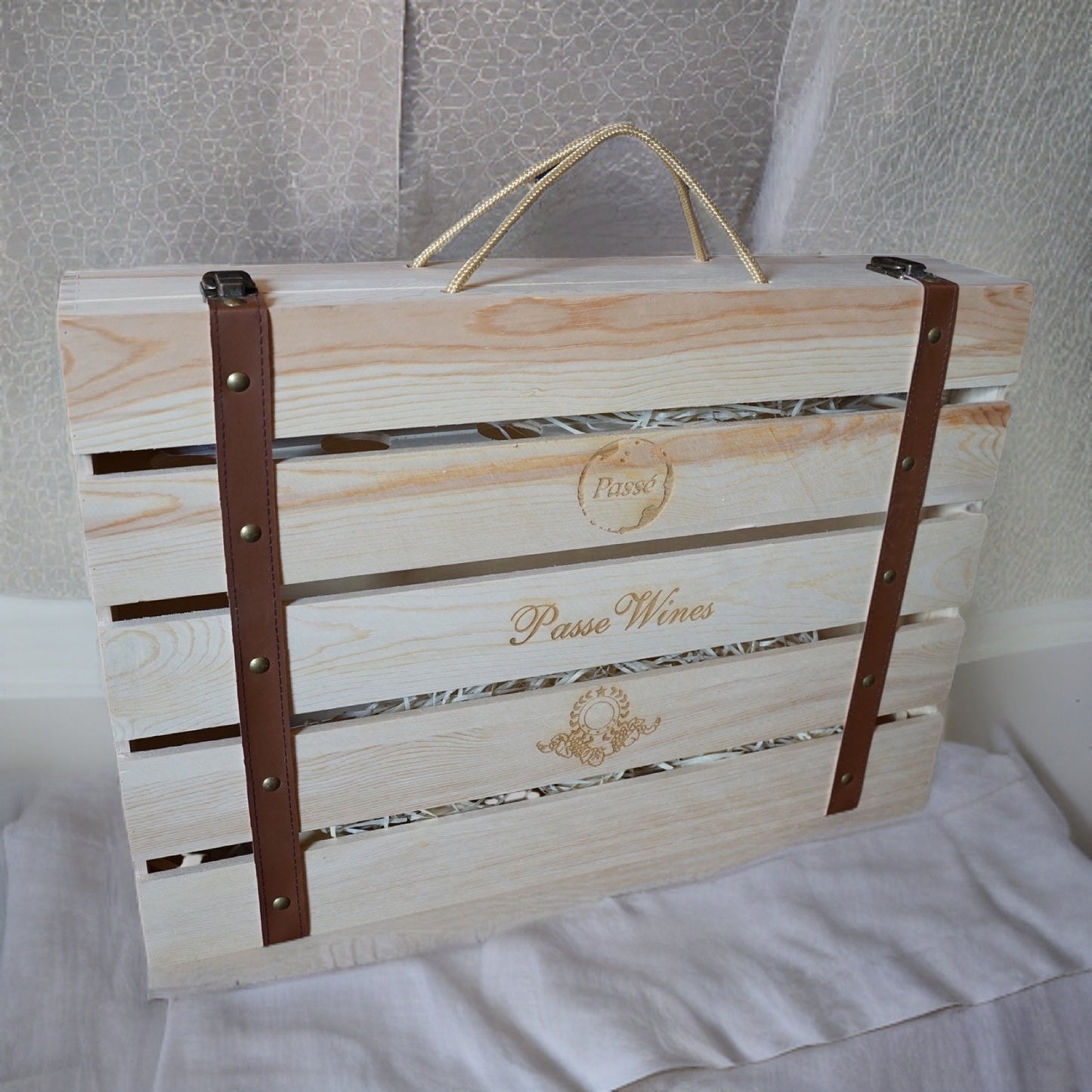 Branded Wooden Wine Suitcase 6 bottles